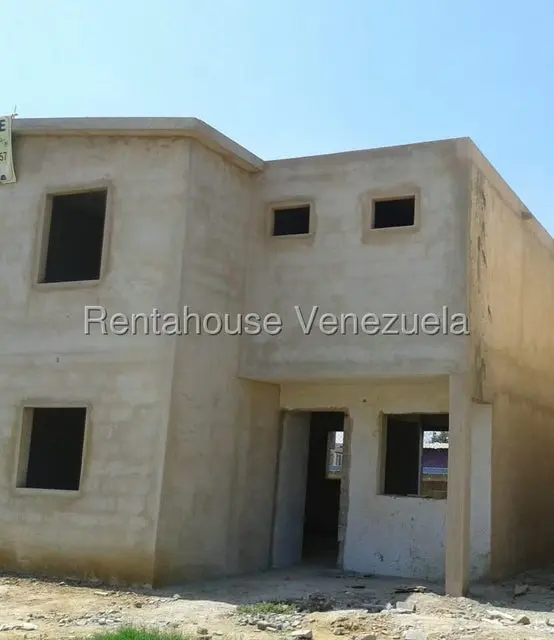 Townhouse (Multiples Niveles) en Venta en Bermudez, Zulia - 17