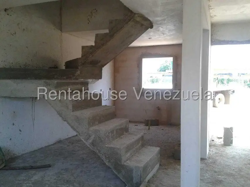 Townhouse (Multiples Niveles) en Venta en Bermudez, Zulia - 4
