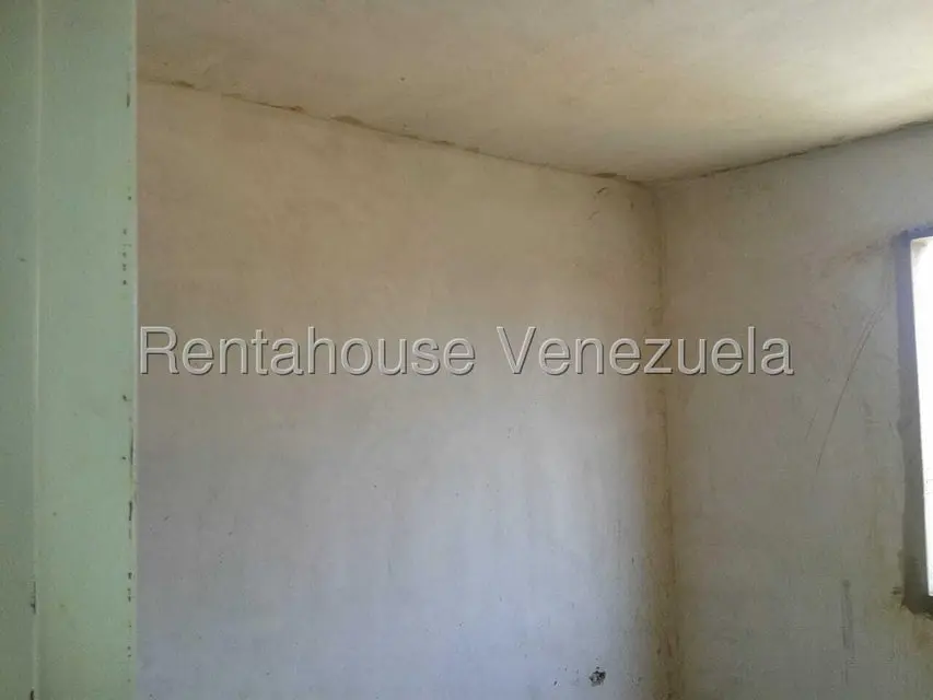 Townhouse (Multiples Niveles) en Venta en Bermudez, Zulia - 8
