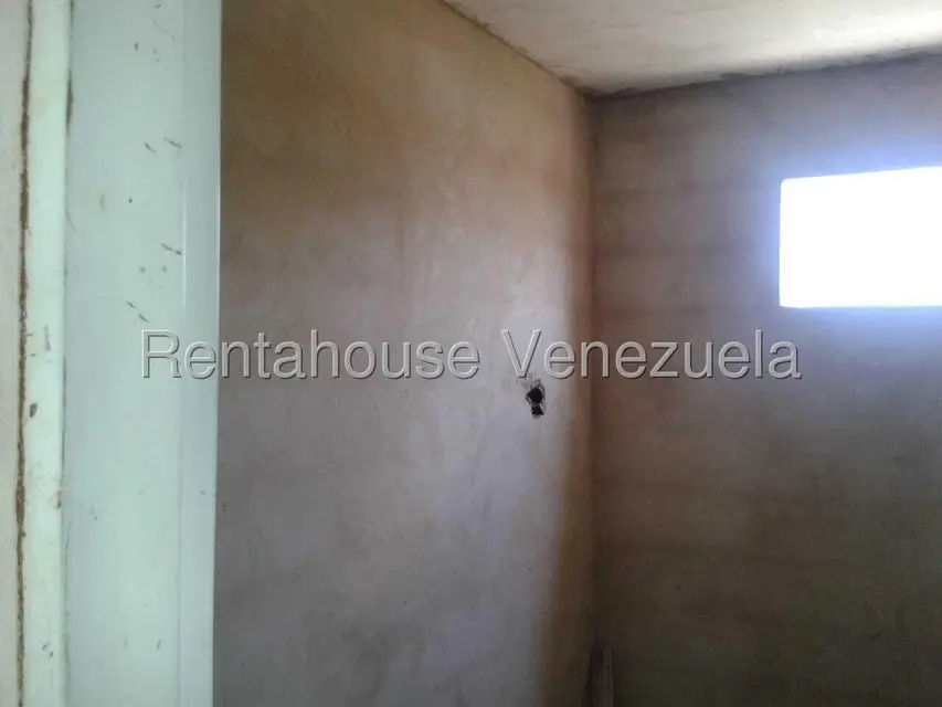 Townhouse (Multiples Niveles) en Venta en Bermudez, Zulia - 10