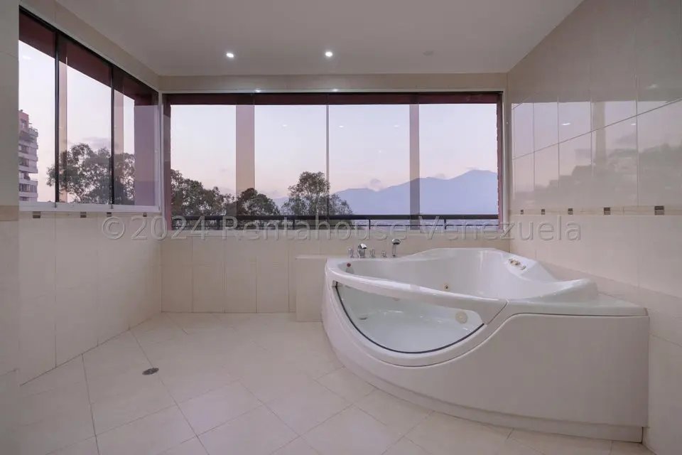 Apartamento (Multiples Niveles) en Venta en La Tahona, Distrito Metropolitano - 20