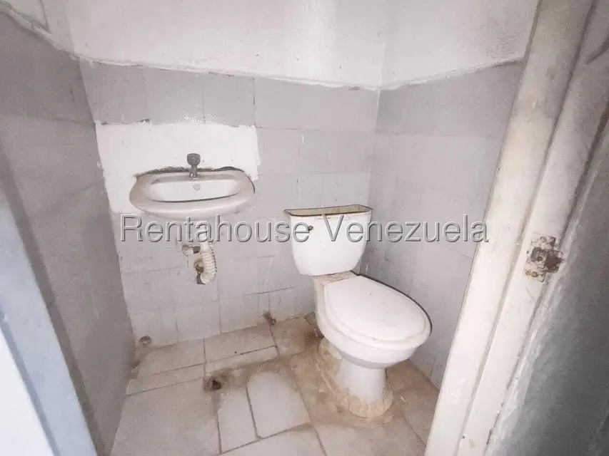 Comercial (Local Comercial) en Venta en 18 de Octubre, Zulia - 18