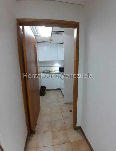 Comercial (Oficina) en Alquiler en 5 de Julio, Zulia - 11