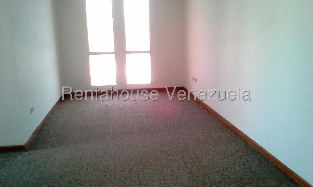 Comercial (Oficina) en Alquiler en 5 de Julio, Zulia - 15