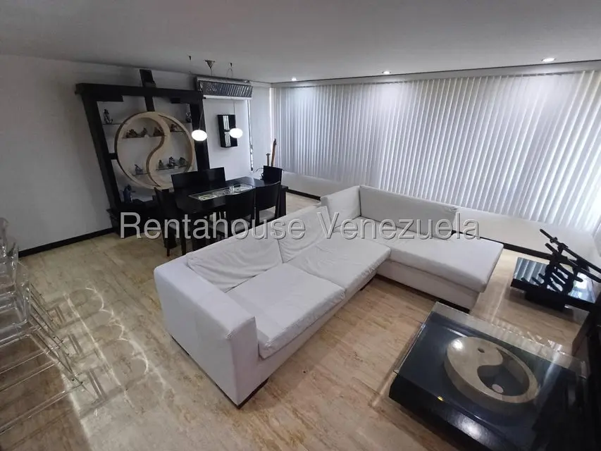 Apartamento (1 Nivel) en Alquiler en Los Dos Caminos, Distrito Metropolitano - 6