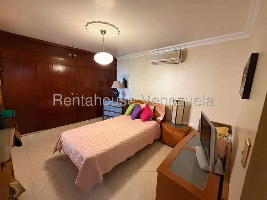 Apartamento (1 Nivel) en Venta en Cumbres de Curumo, Distrito Metropolitano - 18