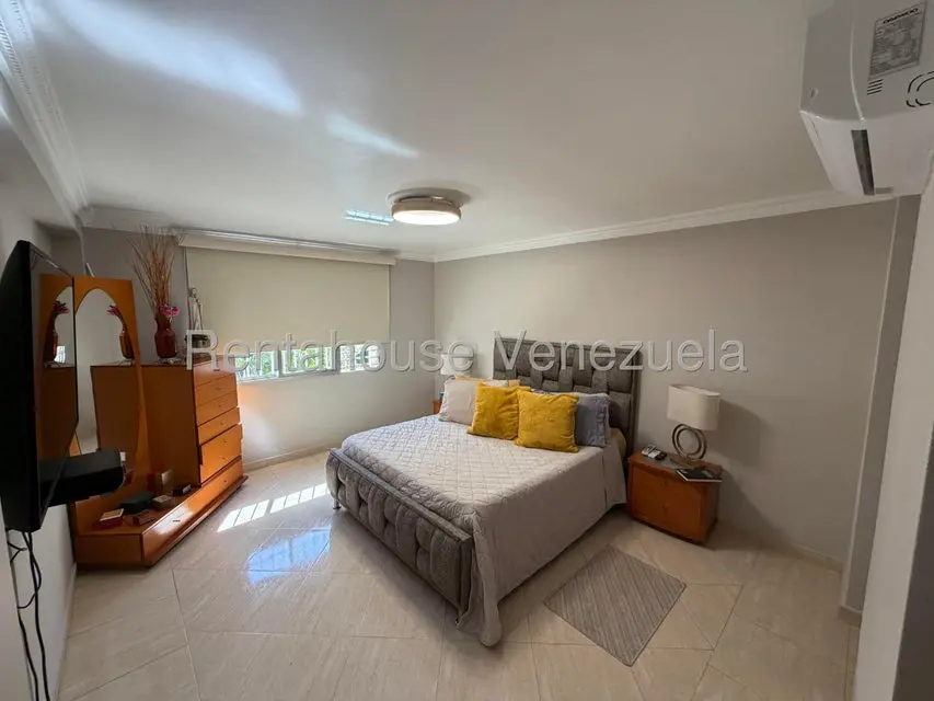 Apartamento (1 Nivel) en Venta en Cumbres de Curumo, Distrito Metropolitano - 29