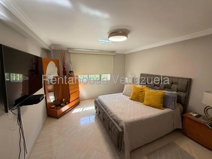 Apartamento (1 Nivel) en Venta en Cumbres de Curumo, Distrito Metropolitano - 30