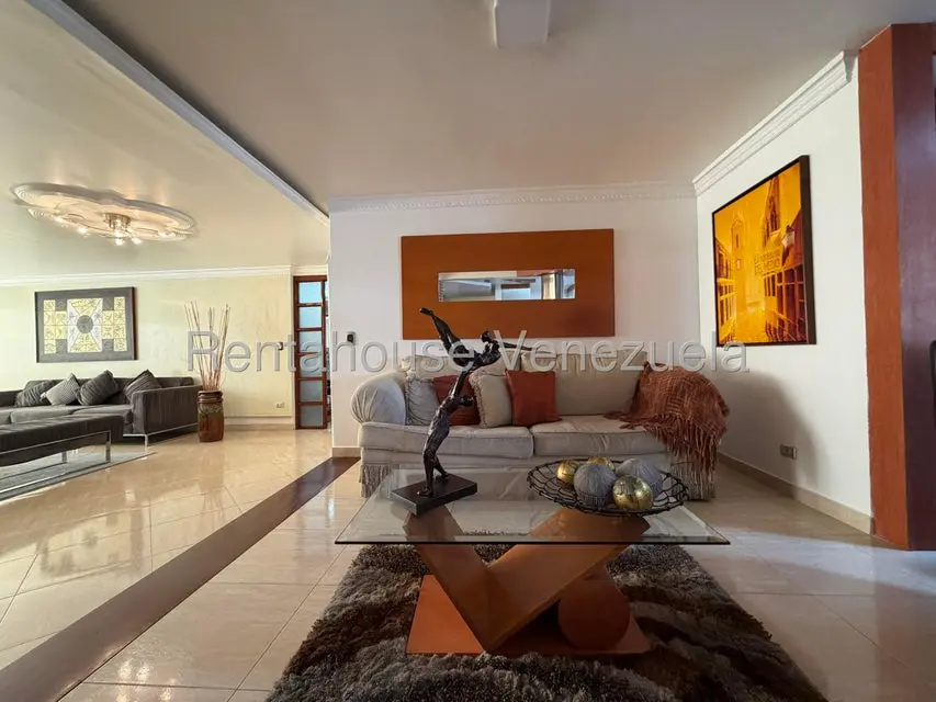 Apartamento (1 Nivel) en Venta en Cumbres de Curumo, Distrito Metropolitano - 37