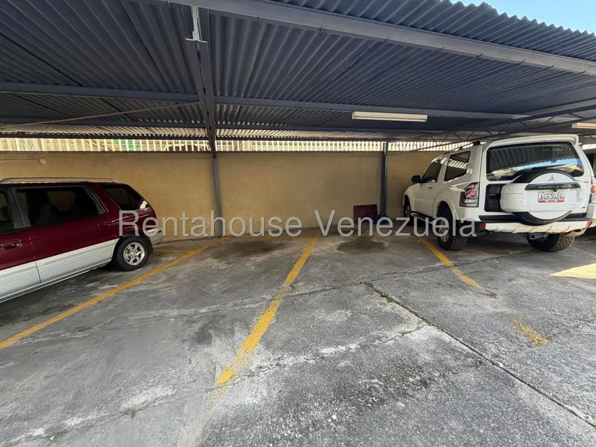 Apartamento (1 Nivel) en Venta en Cumbres de Curumo, Distrito Metropolitano - 46