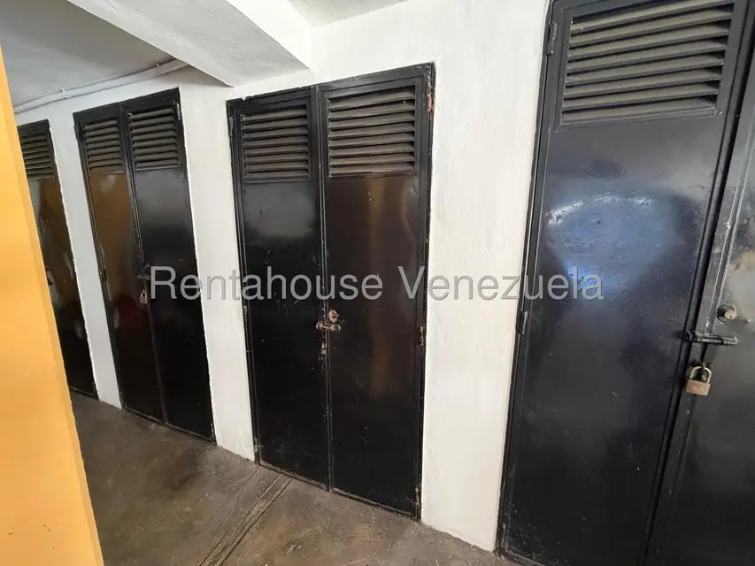 Apartamento (1 Nivel) en Venta en Cumbres de Curumo, Distrito Metropolitano - 49