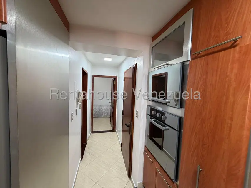 Apartamento (1 Nivel) en Venta en Cumbres de Curumo, Distrito Metropolitano - 6