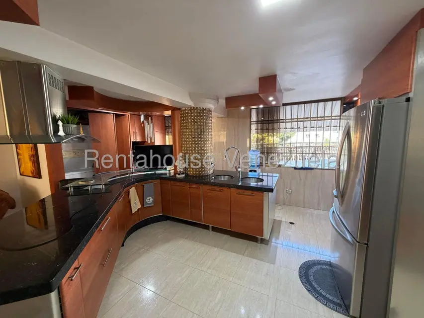 Apartamento (1 Nivel) en Venta en Cumbres de Curumo, Distrito Metropolitano - 7