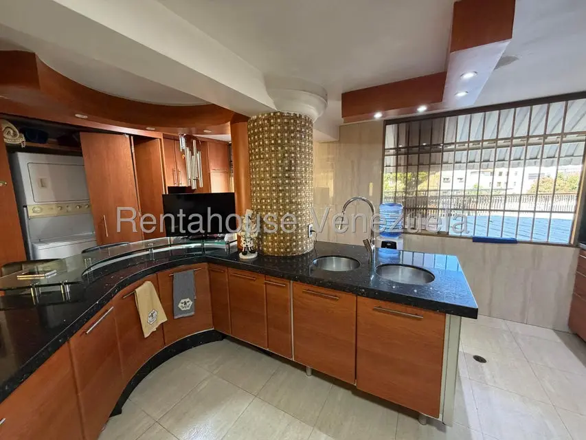 Apartamento (1 Nivel) en Venta en Cumbres de Curumo, Distrito Metropolitano - 9