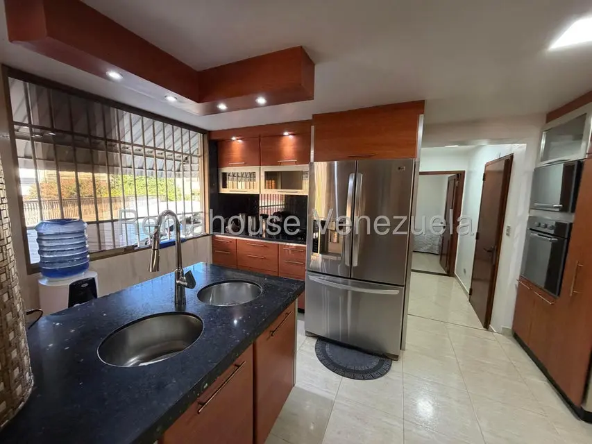 Apartamento (1 Nivel) en Venta en Cumbres de Curumo, Distrito Metropolitano - 10
