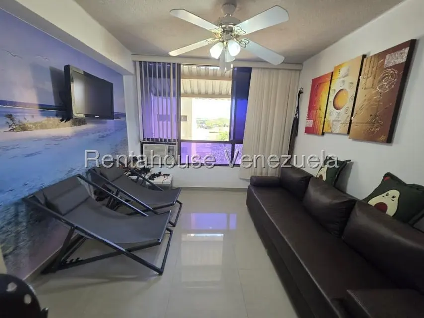 Apartamento (1 Nivel) en Venta en Agua Sal, Miranda - 2