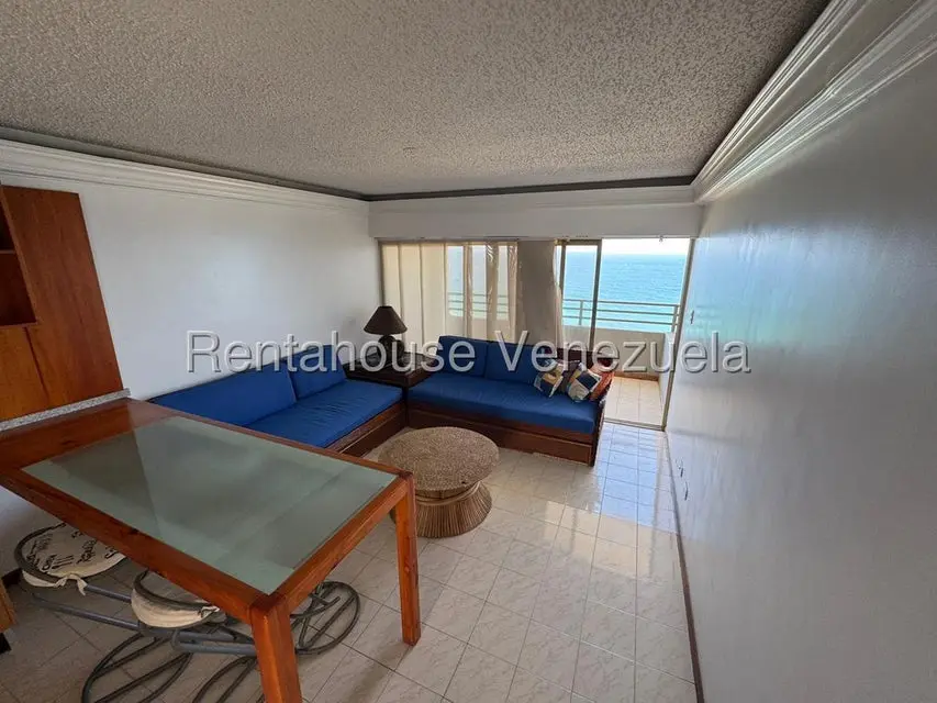 Apartamento (1 Nivel) en Alquiler en Playa Grande, Vargas - 11