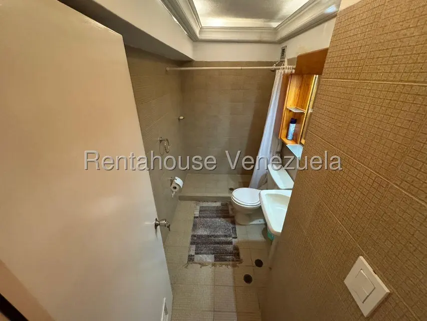 Apartamento (1 Nivel) en Alquiler en Playa Grande, Vargas - 26