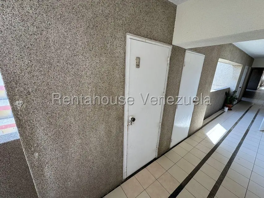 Apartamento (1 Nivel) en Alquiler en Playa Grande, Vargas - 28