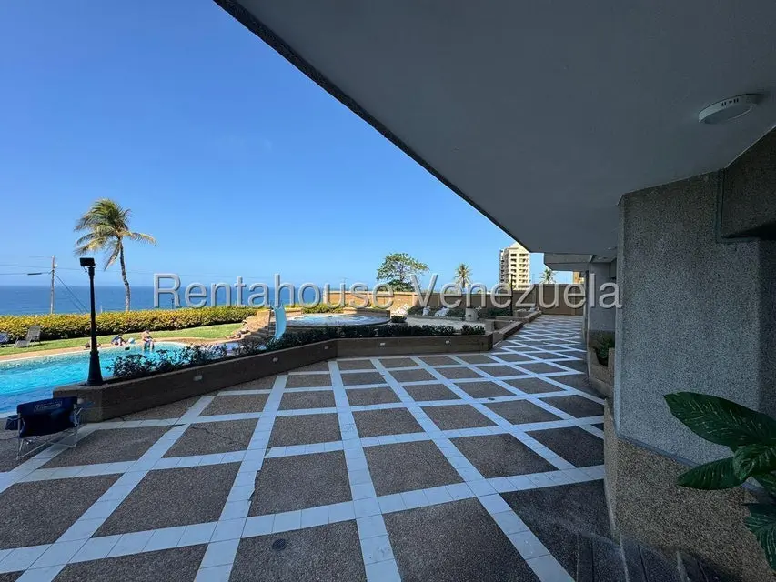 Apartamento (1 Nivel) en Alquiler en Playa Grande, Vargas - 33