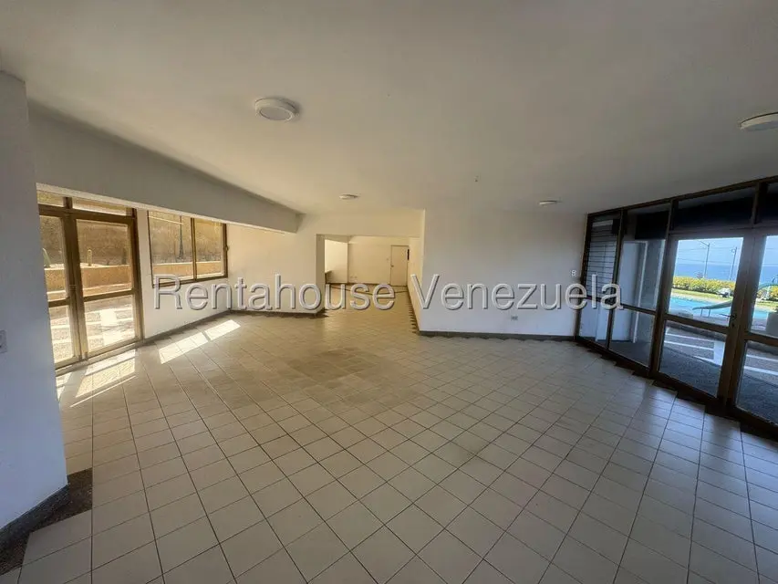Apartamento (1 Nivel) en Alquiler en Playa Grande, Vargas - 35