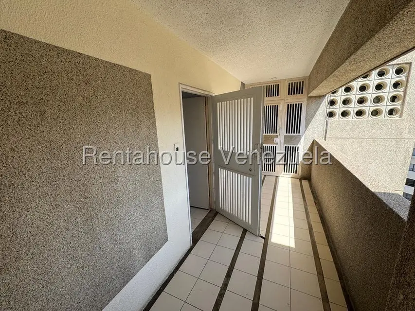 Apartamento (1 Nivel) en Alquiler en Playa Grande, Vargas - 6