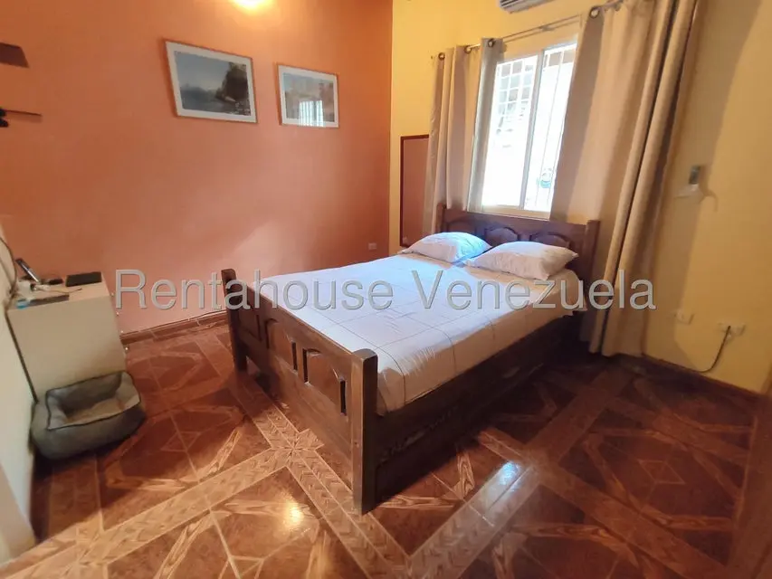 Casa (1 Nivel) en Venta en Vista Linda, Miranda - 11