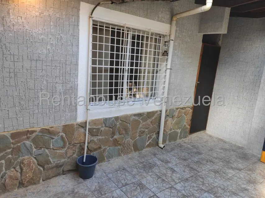 Casa (1 Nivel) en Venta en Vista Linda, Miranda - 17