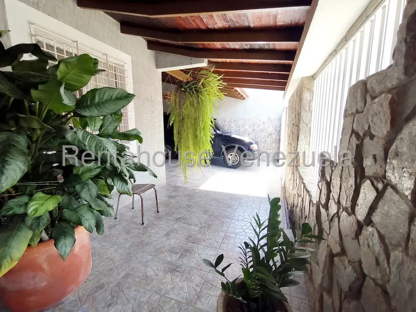 Casa (1 Nivel) en Venta en Vista Linda, Miranda - 18