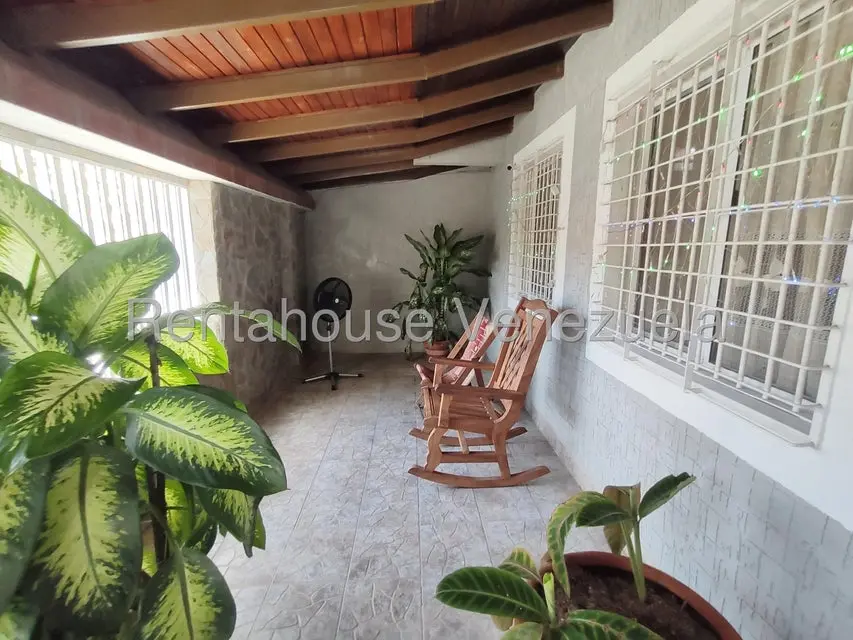 Casa (1 Nivel) en Venta en Vista Linda, Miranda - 19