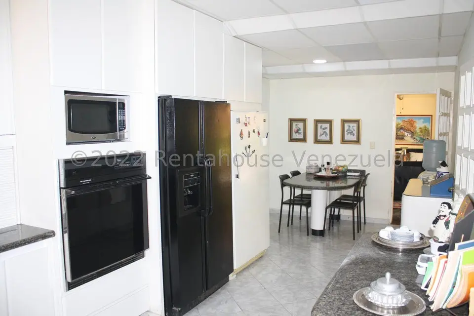 Casa (Duplex) en Venta en El Cafetal, Distrito Metropolitano - 25