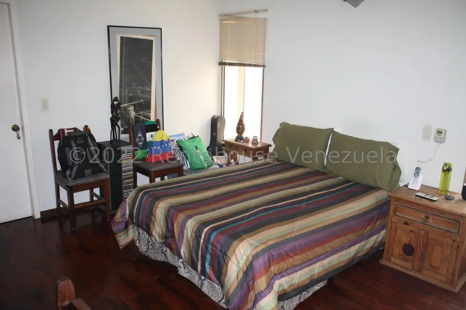 Casa (Duplex) en Venta en El Cafetal, Distrito Metropolitano - 29