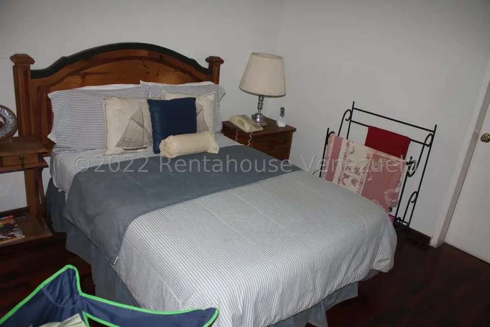 Casa (Duplex) en Venta en El Cafetal, Distrito Metropolitano - 35