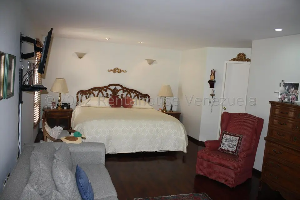 Casa (Duplex) en Venta en El Cafetal, Distrito Metropolitano - 38