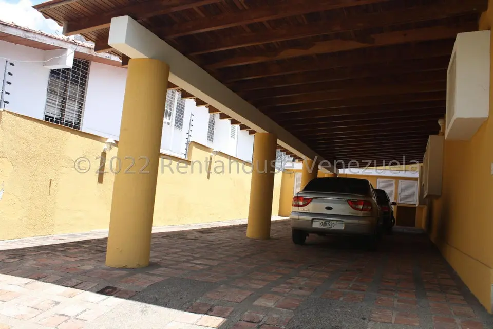 Casa (Duplex) en Venta en El Cafetal, Distrito Metropolitano - 48