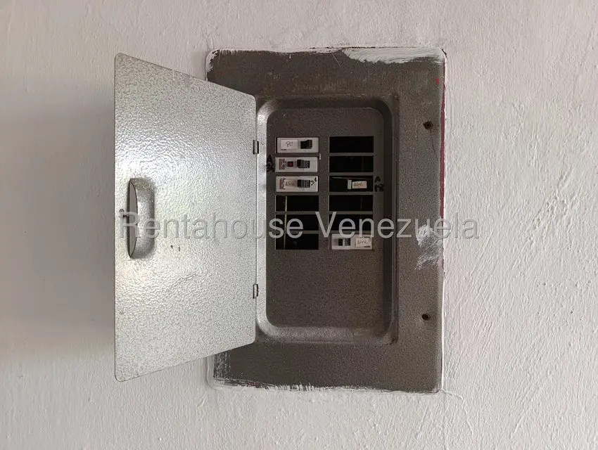 Comercial (Local Comercial) en Venta en Sabana Larga, Aragua - 11