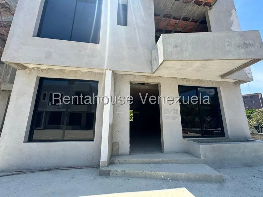 Casa (Multipes Niveles) en Venta en El Pedregal, Lara - 2