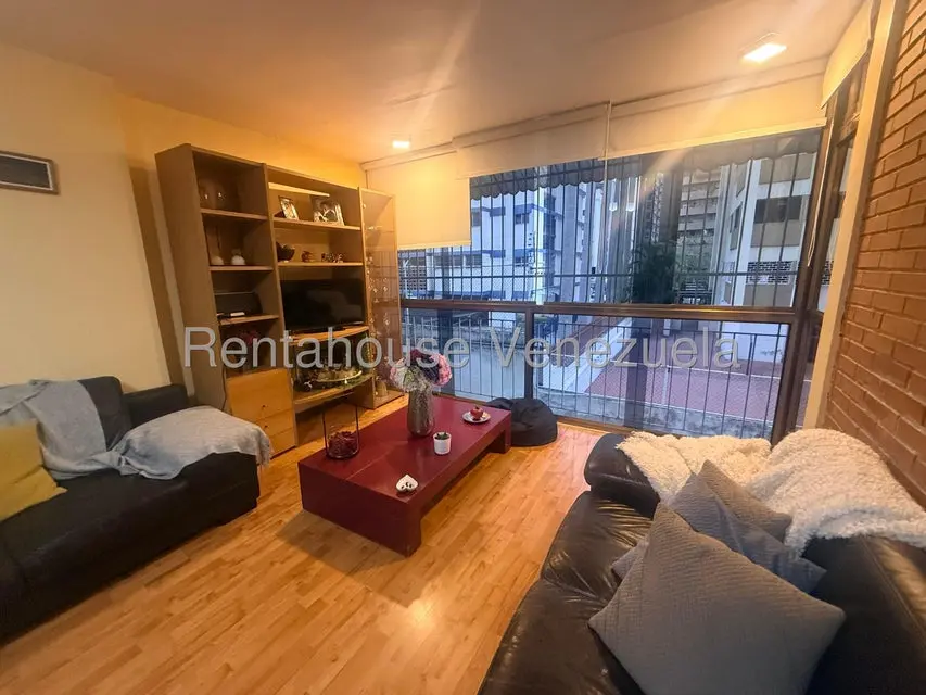 Apartamento (1 Nivel) en Venta en Los Palos Grandes, Distrito Metropolitano - 13