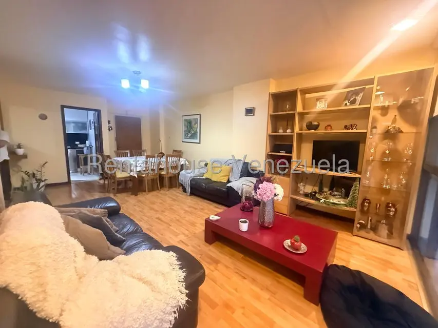 Apartamento (1 Nivel) en Venta en Los Palos Grandes, Distrito Metropolitano - 17
