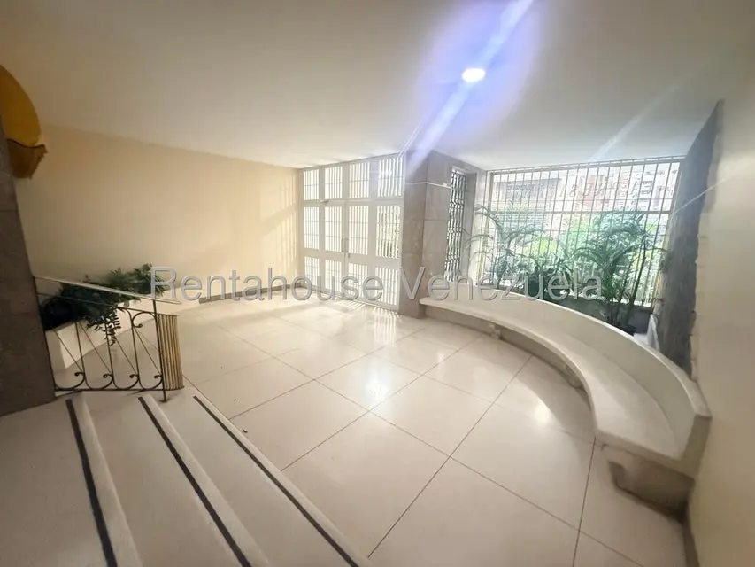 Apartamento (1 Nivel) en Venta en Los Palos Grandes, Distrito Metropolitano - 5