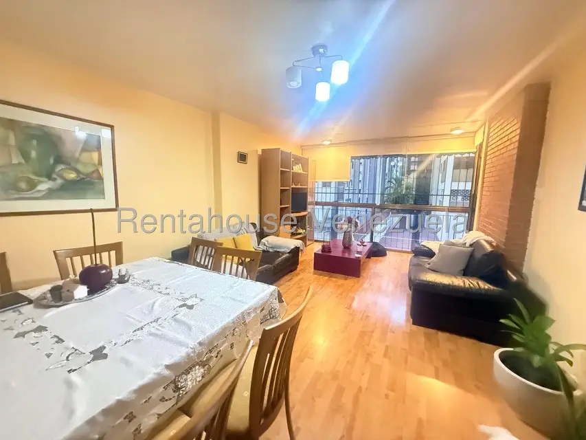 Apartamento (1 Nivel) en Venta en Los Palos Grandes, Distrito Metropolitano - 10