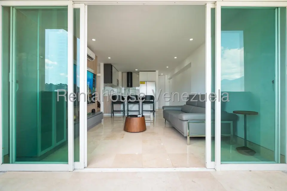 Apartamento (1 Nivel) en Alquiler en El Rosal, Distrito Metropolitano - 14