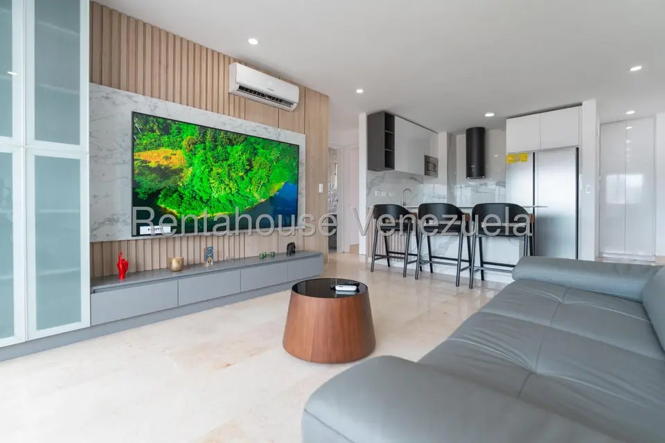 Apartamento (1 Nivel) en Alquiler en El Rosal, Distrito Metropolitano - 5