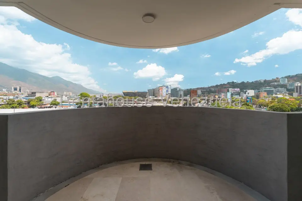 Apartamento (1 Nivel) en Alquiler en El Rosal, Distrito Metropolitano - 8