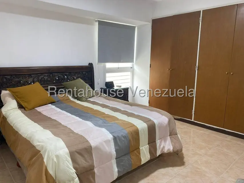 Apartamento (1 Nivel) en Alquiler en El Cigarral, Distrito Metropolitano - 15