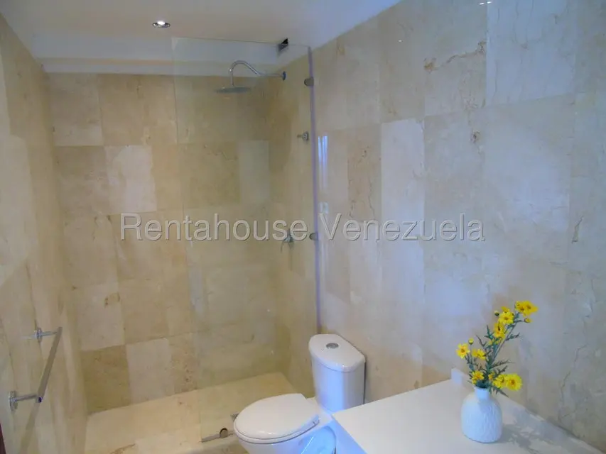 Apartamento (1 Nivel) en Venta en Lomas del Sol, Distrito Metropolitano - 19