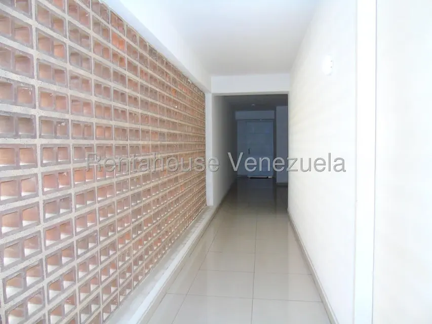 Apartamento (1 Nivel) en Venta en Lomas del Sol, Distrito Metropolitano - 3