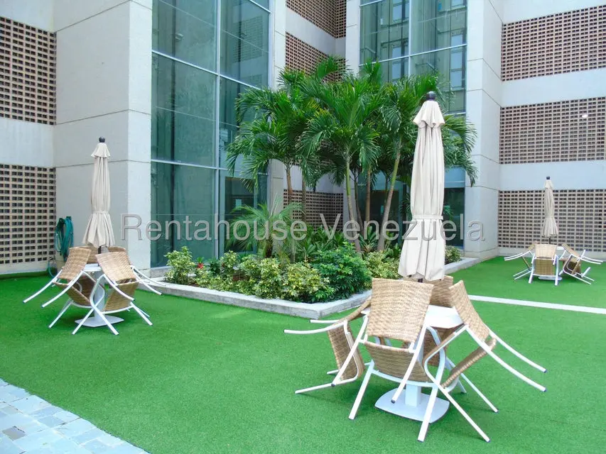 Apartamento (1 Nivel) en Venta en Lomas del Sol, Distrito Metropolitano - 24