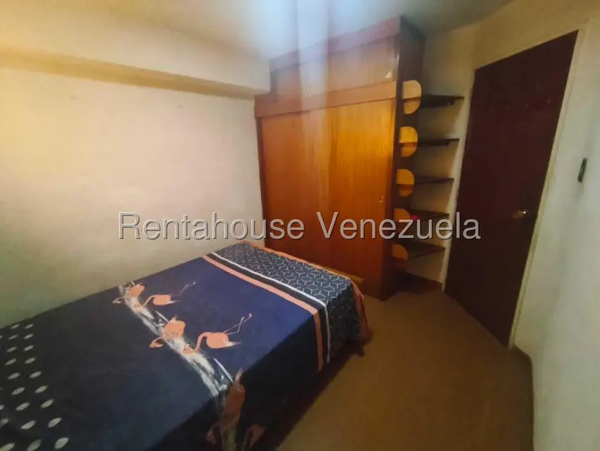 Apartamento (1 Nivel) en Alquiler en Quinta Crespo, Distrito Metropolitano - 15