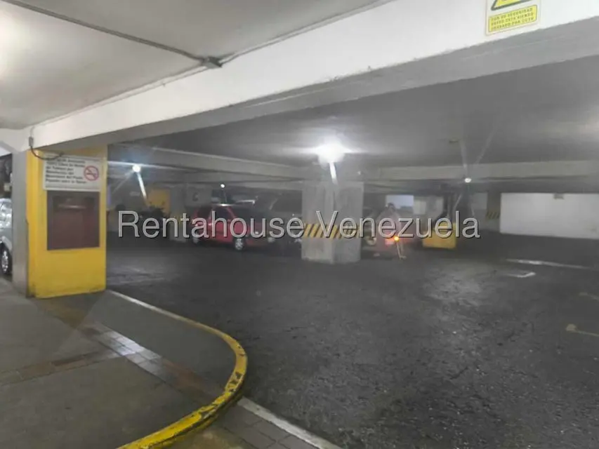 Apartamento (1 Nivel) en Alquiler en Quinta Crespo, Distrito Metropolitano - 22
